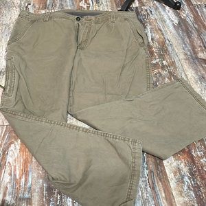 Bass brown jeans .  size 40 x 30 has waist band with a little stretch